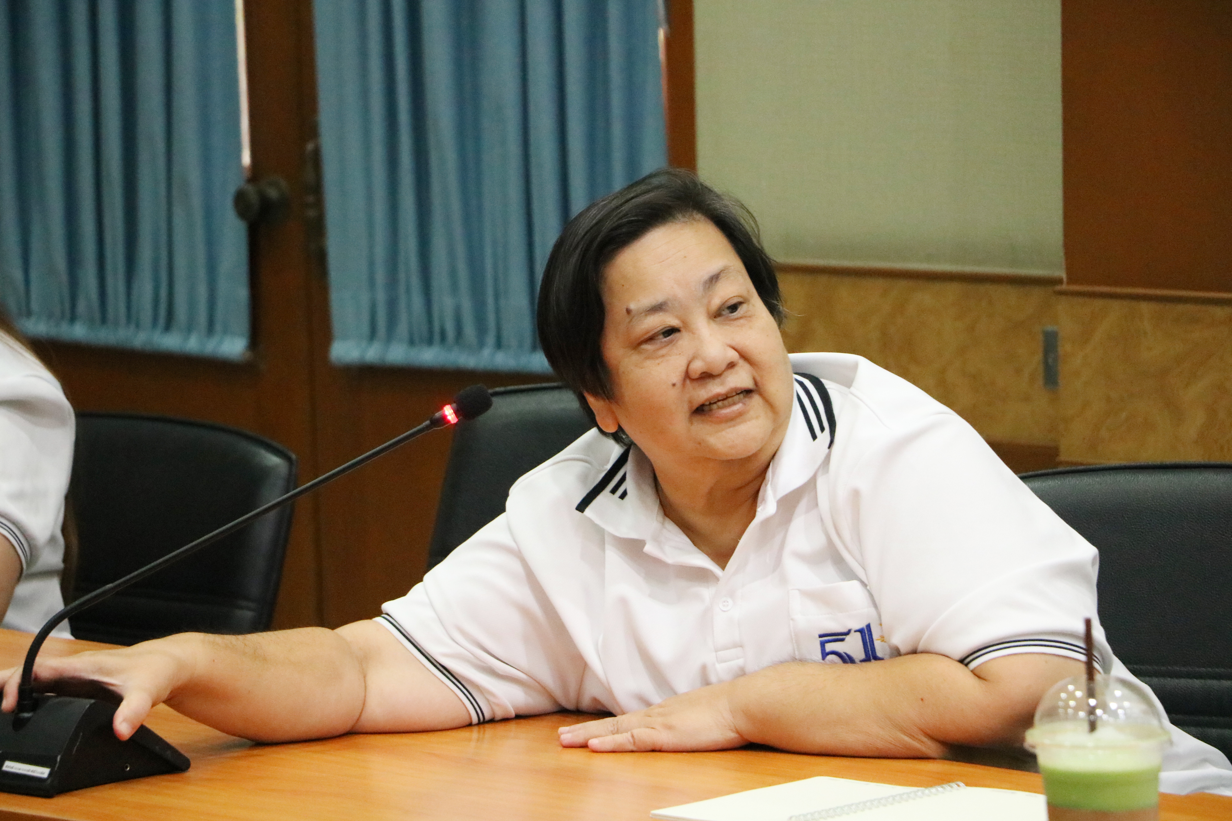 title - รองเลขาธิการ ส.ป.ก. มอบนโยบายนโยบายการดำเนินงานแก่สำนักบริหารกองทุน (สบท.)